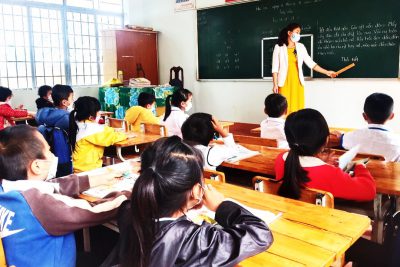 EM ĐẾN TRƯỜNG HỌC VUI & AN TOÀN