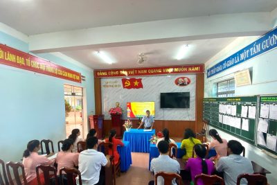 HỘI THI “GIÁO VIÊN CHỦ NHIỆM LỚP GIỎI” Thi đua lập thành tích chào mừng Ngày Quốc tế Phụ nữ 8/3.