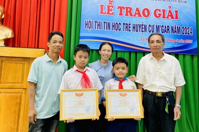 HỌC SINH TÍCH CỰC THAM GIA HỘI THI TIN HỌC TRẺ CẤP HUYỆN NĂM 2024
